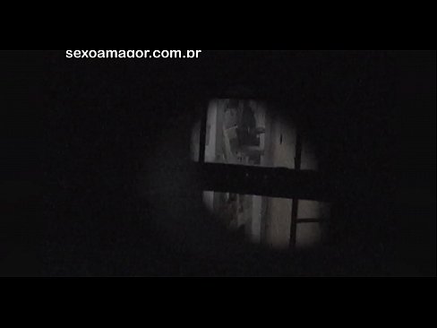❤️ Блонди ба таври махфӣ аз ҷониби як сайёҳи ҳамсоя, ки паси хиштҳои холӣ пинҳон шудааст, сабт мешавад ❤️❌ Порно босифат дар tg.porn-impact.ru ﹏