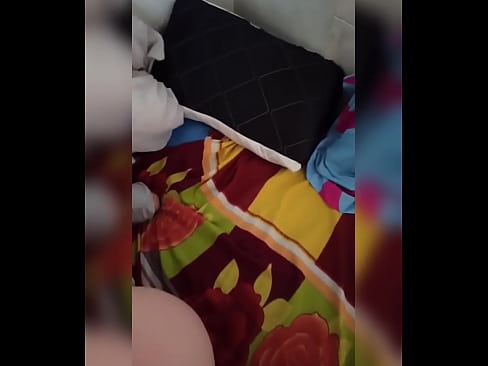 ❤️ Ҳамҳуҷраи ман дар хона танҳо мемонад, зеро шавҳараш ба рухсатӣ меравад ва ман аз фурсат истифода бурда, ӯро сиҳат мекунам ва харашро аз шир пур мекунам ❤️❌ Порно босифат дар tg.porn-impact.ru ﹏